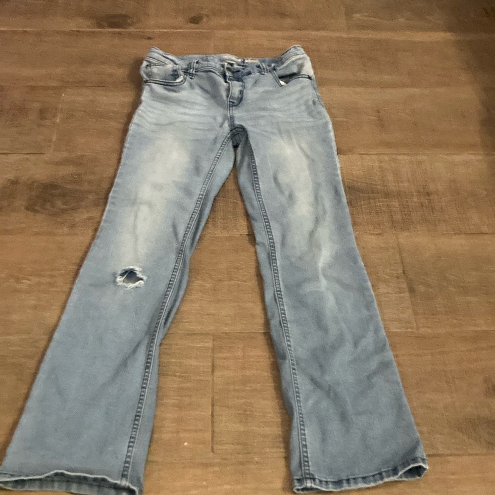 Cat and Jack Girls Light Blue Jeans.  Size 14.